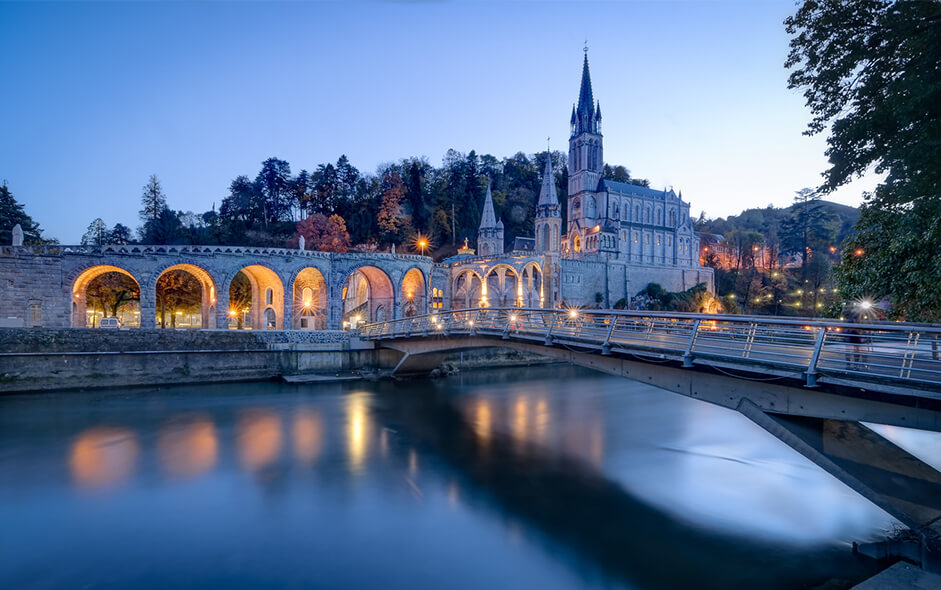 lourdes cathedral