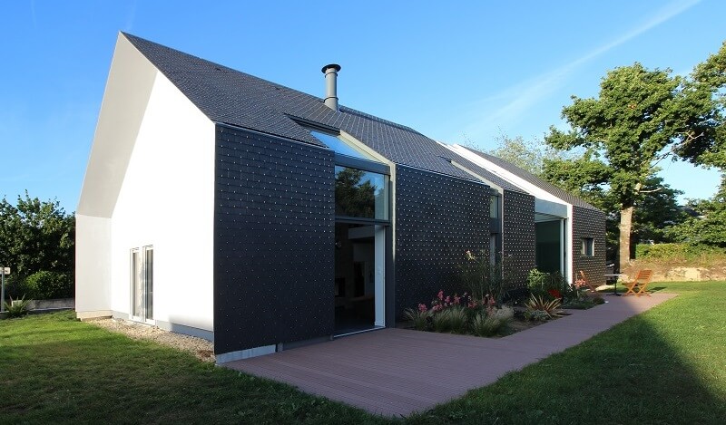 clasic gable roof shape